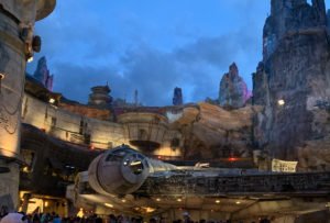 millennium falcon galaxy edge